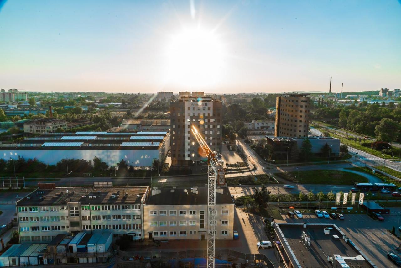 Apartament Plaza Tower 14 Pietro Kielce Exterior photo